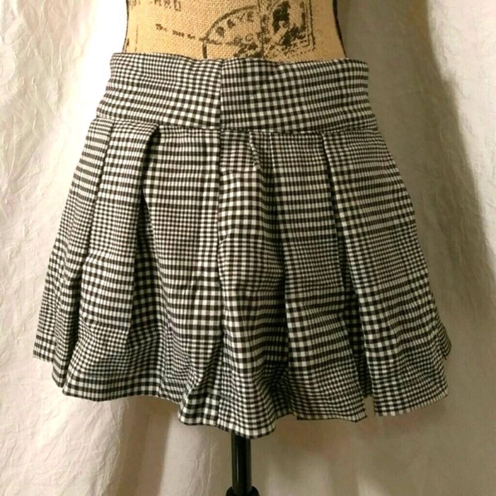 Voice Miniskirt. EUC.